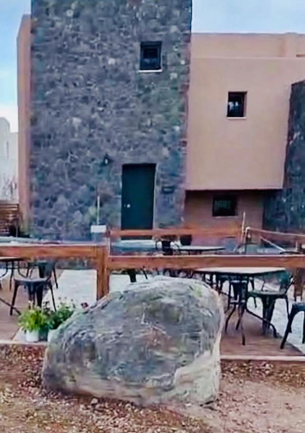 Golden Moments Luxury Stone Villas B Mesaria Exteriör bild